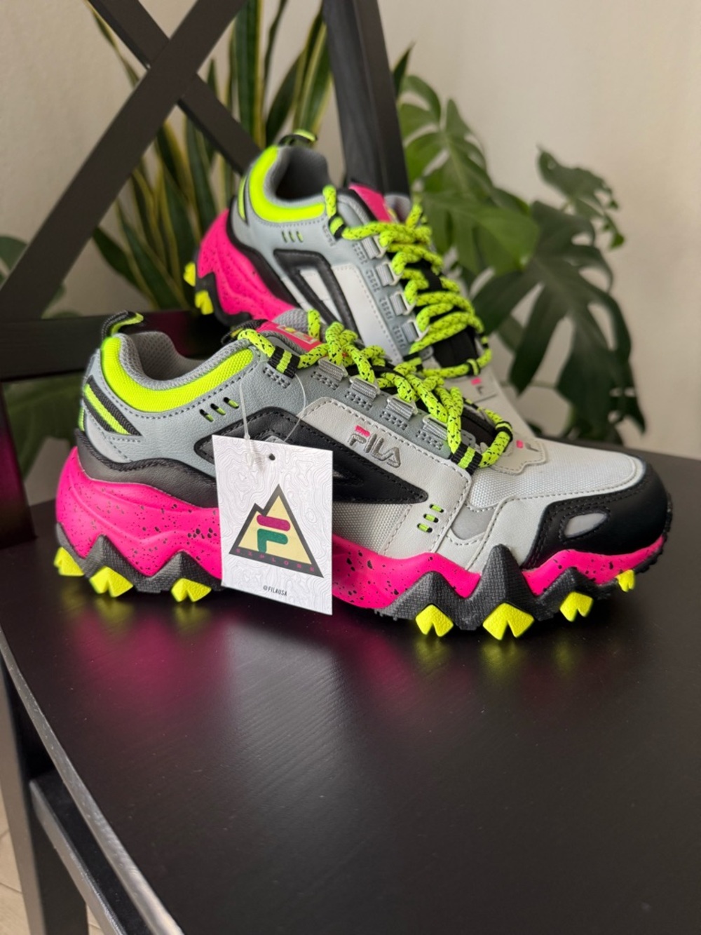 BRAND NEW Fila OAKMONT TR